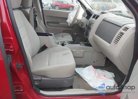 2011 Ford Escape Xlt z USA, uszkodzony, nr VIN 1FMCU0D75BKC16793